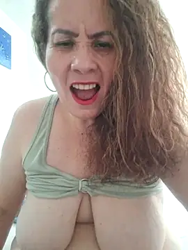 nohak model online show from December 15, 2025, 9:42 pm