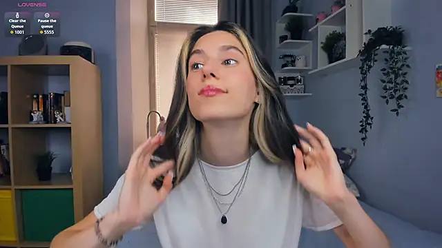 Snapshot of AntonettaTarring chatting on September 30, 2025, 7:25 am AntonettaTarring online show from September 30, 2025, 7:25 am