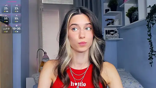 Snapshot of AntonettaTarring chatting on September 29, 2025, 7:37 am AntonettaTarring online show from September 29, 2025, 7:37 am