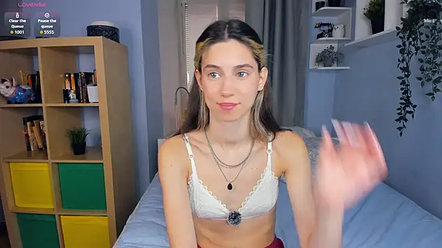 Snapshot of AntonettaTarring chatting on October 11, 2025, 7:42 am AntonettaTarring online show from October 11, 2025, 7:42 am