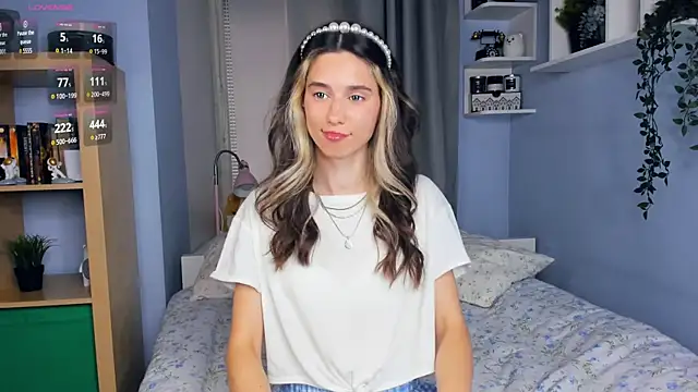 Snapshot of AntonettaTarring chatting on September 25, 2025, 7:47 am AntonettaTarring online show from September 25, 2025, 7:47 am