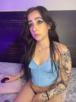 sharlot24 online show from February 22, 2026, 3:09 am