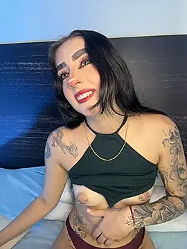 sharlot24 online show from July 7, 2026, 3:09 am