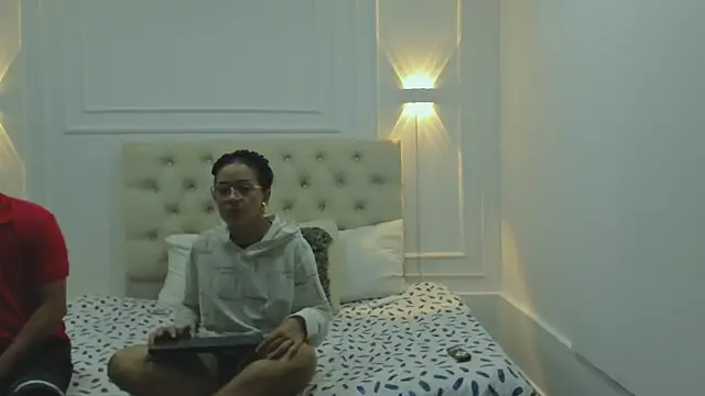 charlotte dante212 online show from October 16, 2025, 3:26 am