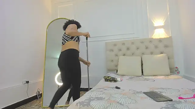 charlotte dante212 online show from February 17, 2026, 3:48 am