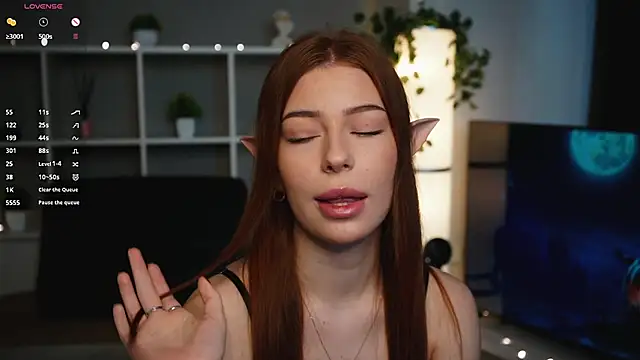 Snapshot of SexyEsma chatting on October 31, 2025, 6:32 am SexyEsma online show from October 31, 2025, 6:32 am