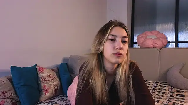 Snapshot of AngelicRice chatting on September 27, 2025, 11:16 am AngelicRice online show from September 27, 2025, 11:16 am