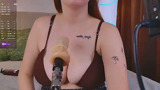 Snapshot of HoneyLace_ chatting on September 21, 2025, 1:49 pm HoneyLace online show from September 21, 2025, 1:49 pm