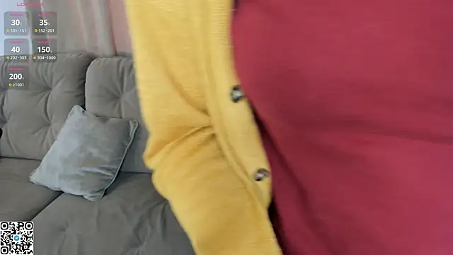 Snapshot of EvaBlimey chatting on October 5, 2025, 5:53 am EvaBlimey online show from October 5, 2025, 5:53 am