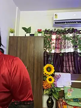 V-Hot-Sweti online show from October 15, 2025, 3:05 am