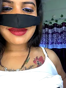 V-Hot-Sweti online show from September 30, 2025, 1:11 am