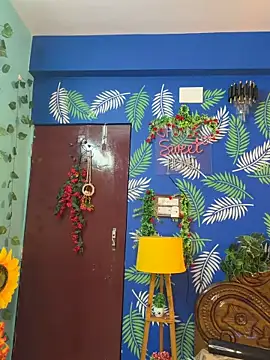 V-Hot-Sweti online show from March 10, 2026, 4:11 pm