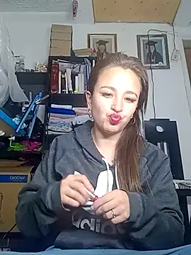 Tatii-Bunny online show from September 14, 2025, 3:51 am