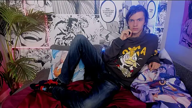 Snapshot of OttoWilliams chatting on September 19, 2025, 8:24 pm OttoWilliams online show from September 19, 2025, 8:24 pm