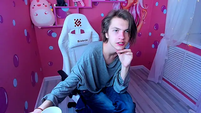 Snapshot of OttoWilliams chatting on September 27, 2025, 8:15 pm OttoWilliams online show from September 27, 2025, 8:15 pm