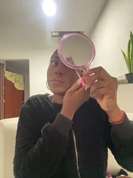 Snapshot of zaracollins01 chatting on September 20, 2025, 3:17 pm zaracollins01 online show from September 20, 2025, 3:17 pm