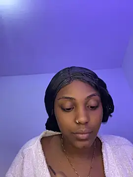 zaracollins01 online show from July 8, 2026, 5:57 pm
