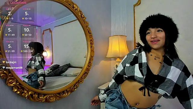 Manelyk evanss  online show from October 5, 2025, 8:16 am