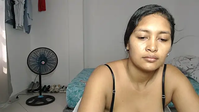 Snapshot of MichellSexxx chatting on September 22, 2025, 6:36 pm MichellSexxx online show from September 22, 2025, 6:36 pm