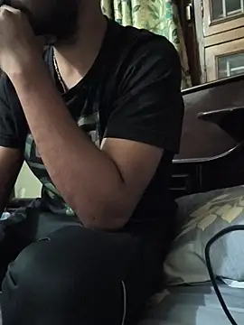 hunk7714 online show from November 22, 2025, 5:34 pm