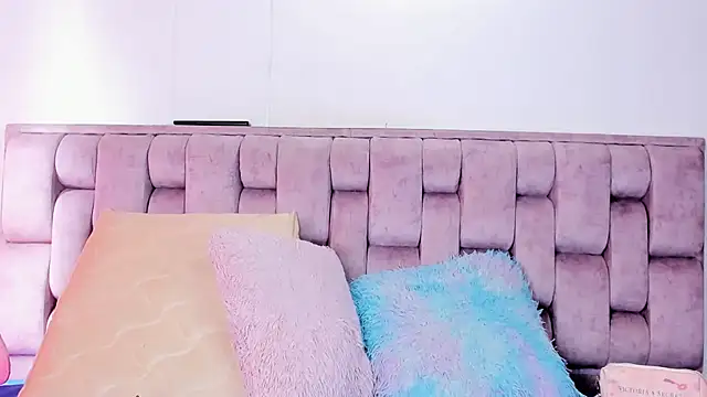 Alexa-Hunter online show from March 28, 2026, 6:53 pm