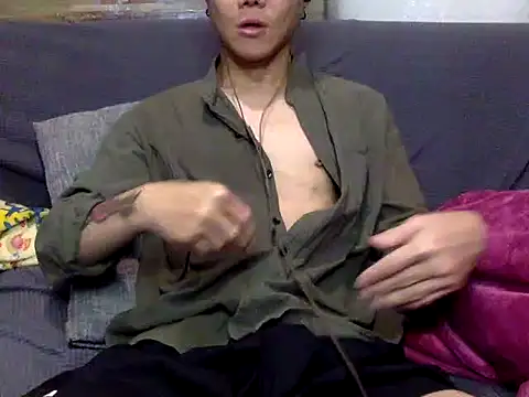 Zzchu online show from September 16, 2025, 6:31 pm