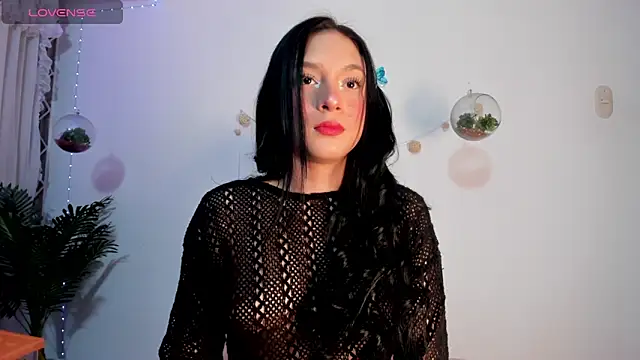 violet 77711 online show from April 4, 2026, 10:16 pm