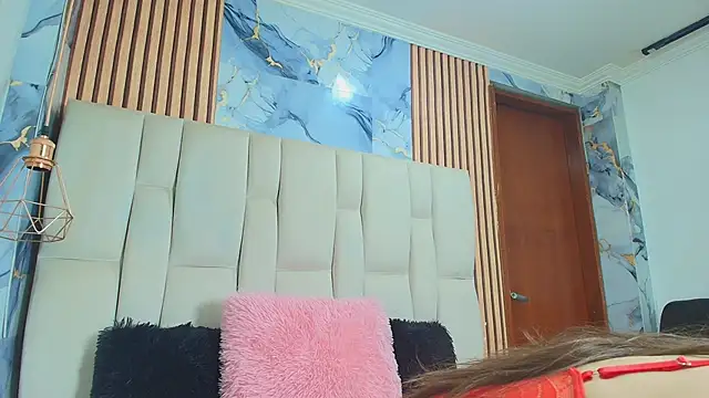 Snapshot of Dafne_castro_ chatting on March 2, 2026, 6:37 pm Dafne castro online show from March 2, 2026, 6:37 pm