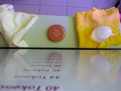 LINA-CLARK online show from September 17, 2025, 1:46 pm