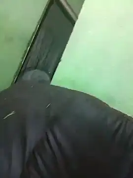 alonsohot1809 online show from October 21, 2025, 4:12 am