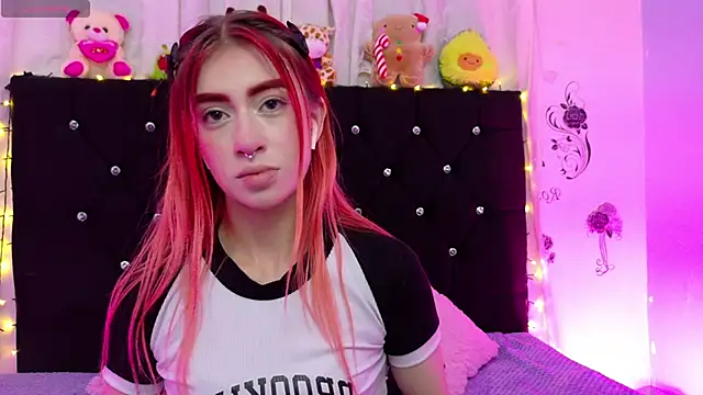 lizz bela1 online show from November 17, 2025, 10:47 pm