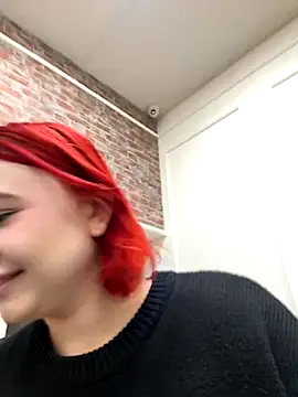 VeronicaLine online show from September 28, 2025, 4:19 am