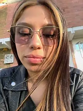 Snapshot of yourrmuse chatting on October 2, 2025, 10:02 pm yourrmuse online show from October 2, 2025, 10:02 pm