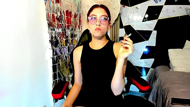 sophia arevalo online show from May 16, 2026, 5:12 pm