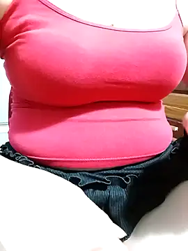 Snapshot of Tasu774 chatting on October 1, 2025, 6:23 pm Tasu774 online show from October 1, 2025, 6:23 pm