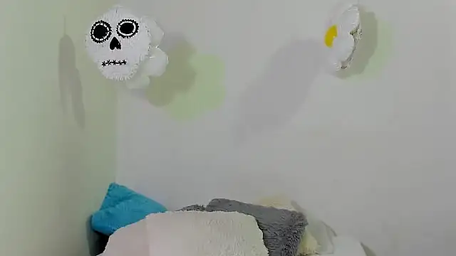 Naomi Flame online show from October 22, 2025, 8:08 pm