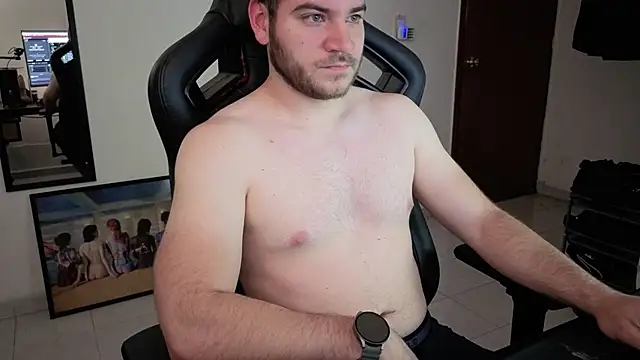 Snapshot of Paul00474 chatting on September 22, 2025, 1:17 pm Paul00474 online show from September 22, 2025, 1:17 pm