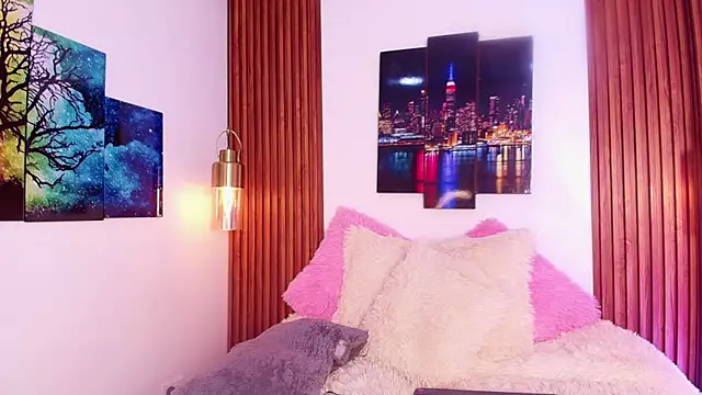 Snapshot of Emily_Vaughan chatting on September 25, 2025, 3:23 am Emily Vaughan online show from September 25, 2025, 3:23 am