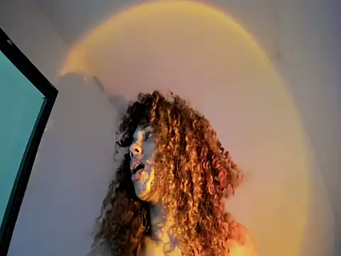 calliedemon  online show from May 14, 2026, 11:57 pm