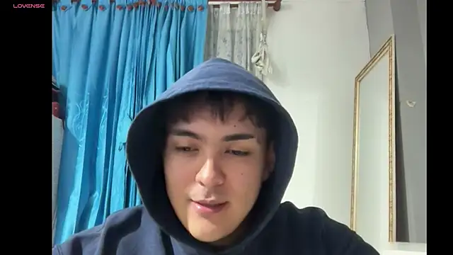 ivy xo online show from December 19, 2025, 1:42 am