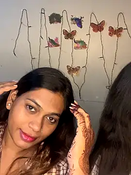 Kristyqueen online show from October 13, 2025, 1:12 pm