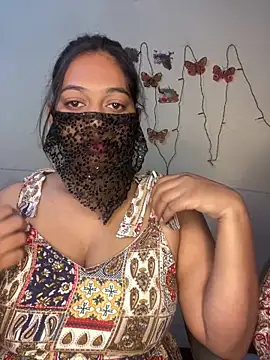 Kristyqueen online show from October 6, 2025, 4:19 pm