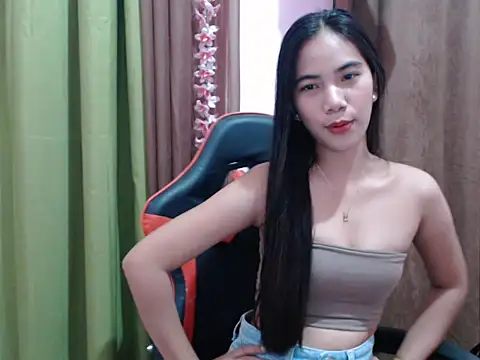 Snapshot of Shy_SexyLady chatting on November 3, 2025, 11:25 am Shy SexyLady online show from November 3, 2025, 11:25 am