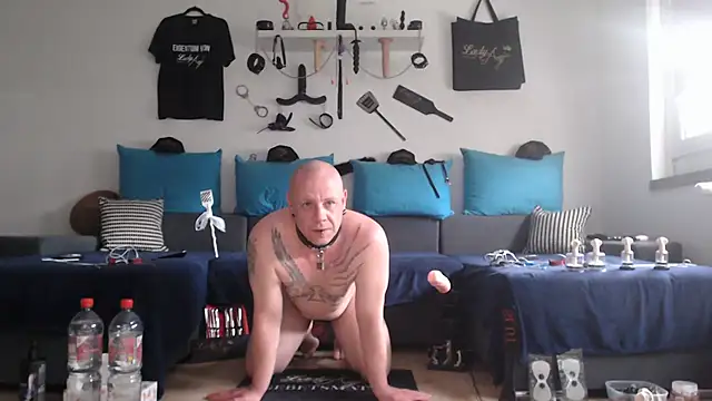 Snapshot of Sklave-Sille chatting on June 7, 2026, 5:07 pm Sklave-Sille online show from June 7, 2026, 5:07 pm