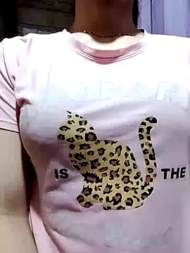 Snapshot of LucyyLy chatting on October 15, 2025, 7:38 am LucyyLy online show from October 15, 2025, 7:38 am