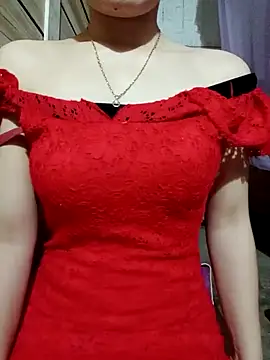 Snapshot of LucyyLy chatting on September 17, 2025, 11:29 pm LucyyLy online show from September 17, 2025, 11:29 pm