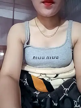 LucyyLy online show from December 19, 2025, 11:51 pm