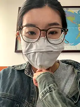 Snapshot of Lulu125216 chatting on September 24, 2025, 2:18 am Lulu125216 online show from September 24, 2025, 2:18 am