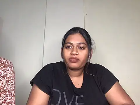 HoleyCoupon online show from January 7, 2026, 1:16 pm