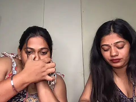 HoleyCoupon online show from January 9, 2026, 5:20 pm